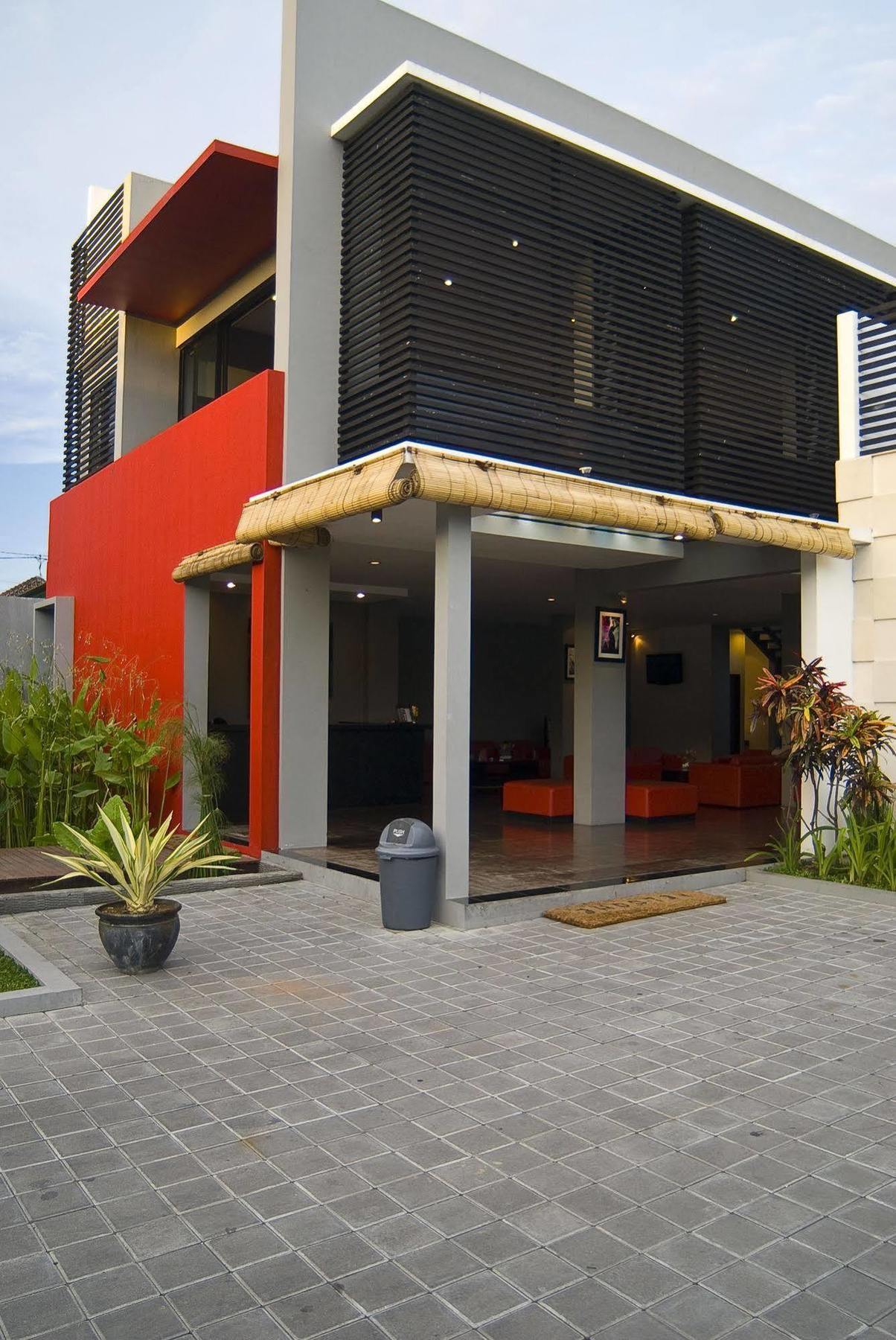 The Harmony 3* Seminyak (Bali)