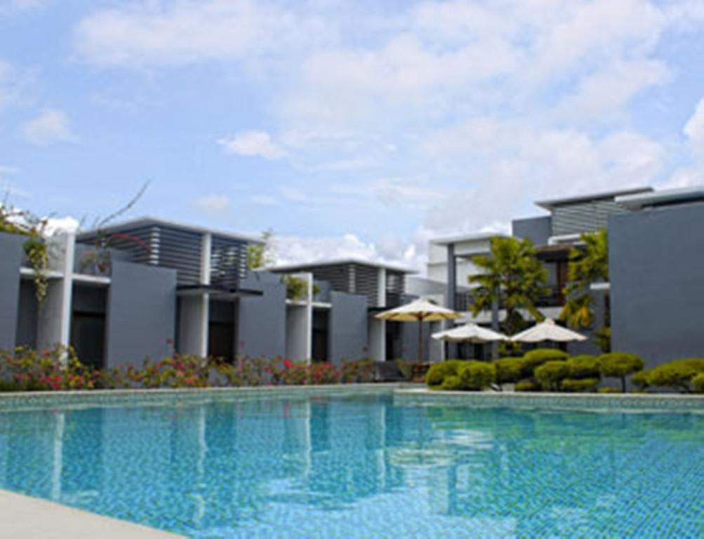 The Harmony 3*