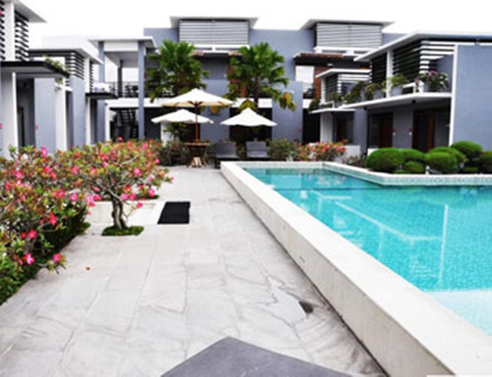 The Harmony 3*